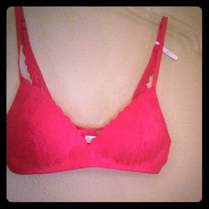 Red lace wireless bra